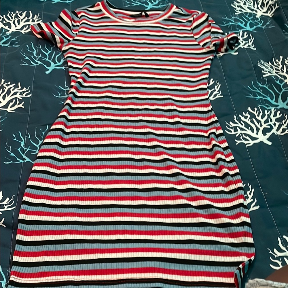 SHEIN Red and White Bodycon Mini Dress Casual Short Sleeve